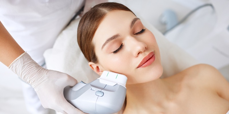 How Fat Freezing and HIFU Work Together? 4 book a personalised consultation of Fat Freezing and HIFU Together Cranleigh